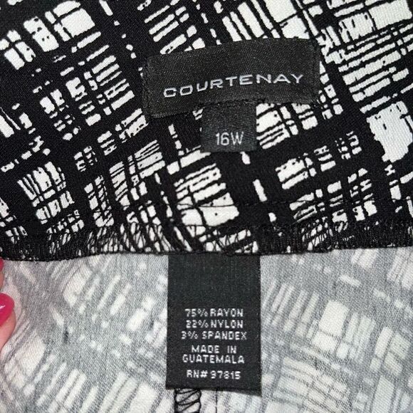Courtenay black & white pull-in pants 16W NWT - Picture 6 of 8